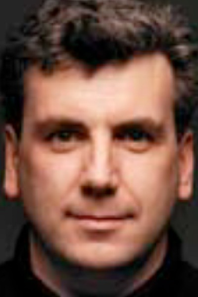 Headshot of Peter Hauser